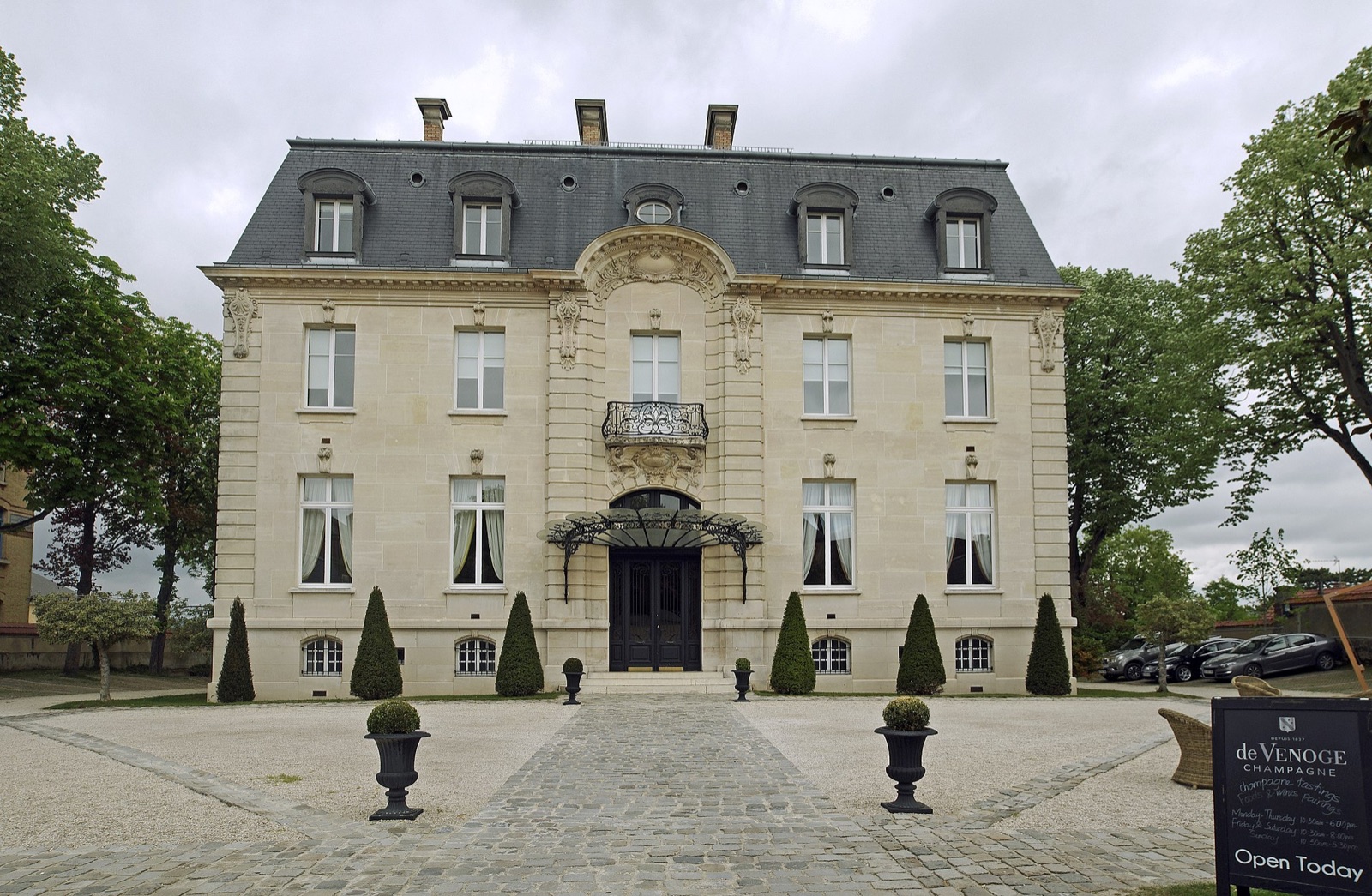 Champagne De Venoge in Épernay